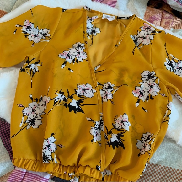 Sienna Sky Tops - Sienna Sky floral top - Size XS
